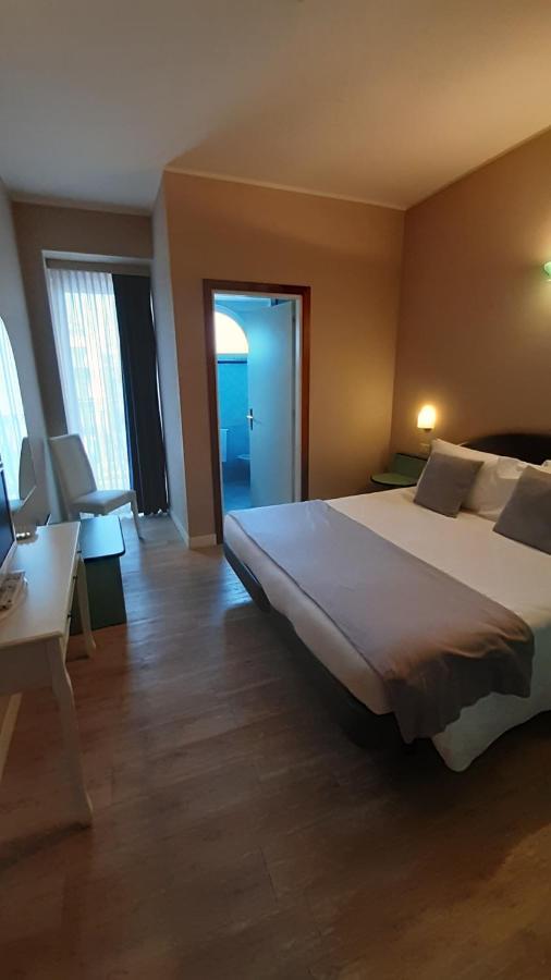 Hotel Trevi Riccione Zewnętrze zdjęcie